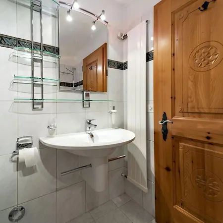 Apartment Chesa Guardaval - Surlej Silvaplana